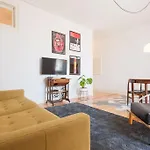 Feels Like Home Bica Modern Flat with View