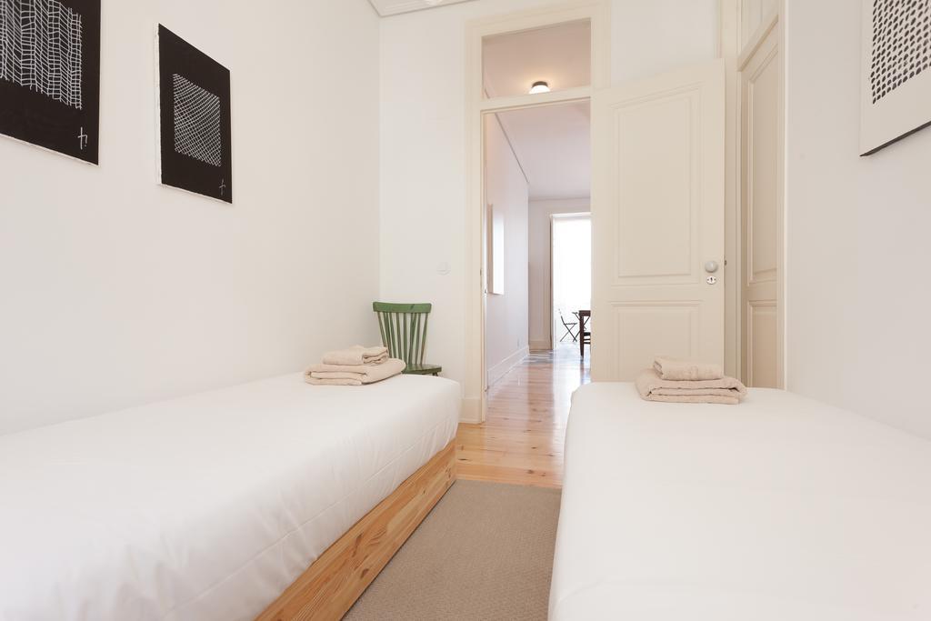 Flh Bica Modern Flat With View * Lissabon